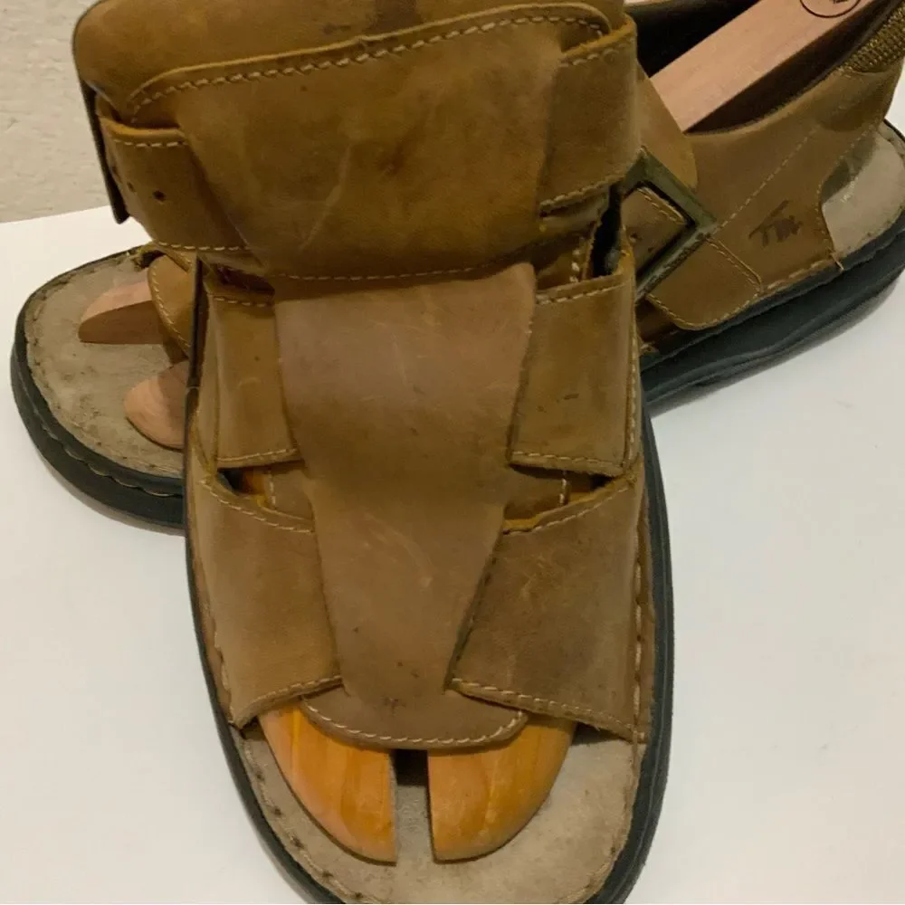 Thom McAn Men’s Size 13 Brown Open Toe Buckle Sandals Upper Leather